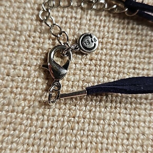 C1946 Long Silver, Navy & Black Drop Statement  Necklace - Picture 6 of 8